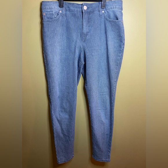 Bandolino Mandie Skinny Ankle Jeans - Size 8 - Picture 1 of 7